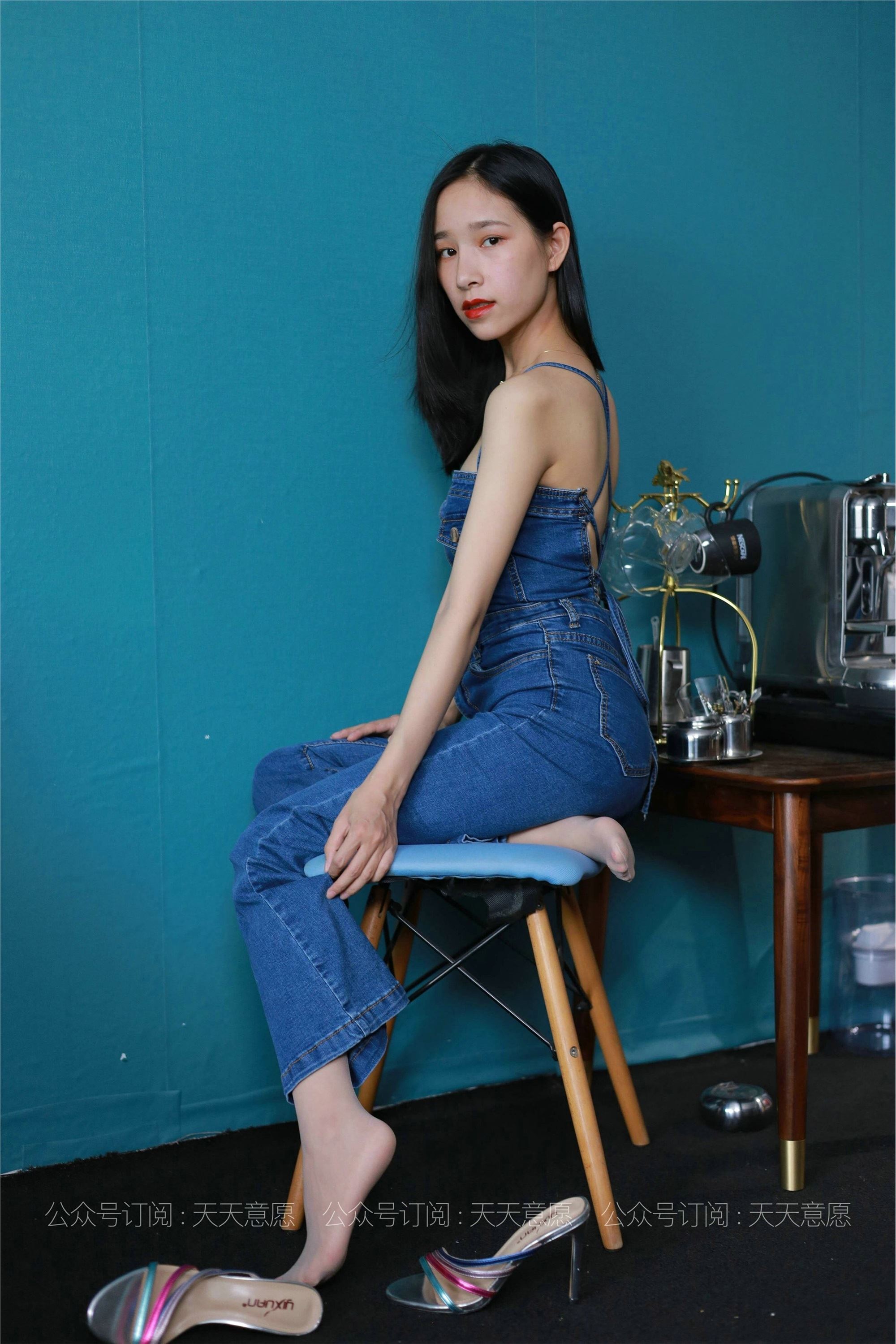 IESS异思趣向  2021.08.04 丝享家879：美子《美背库里丝》